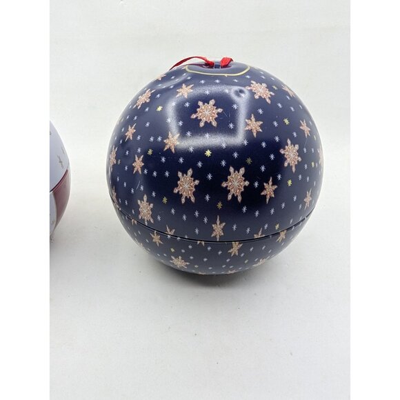 Set of 2 Ornaments Milly Green Tin Spherical Christmas Star stripes Santa READ - Picture 15 of 16